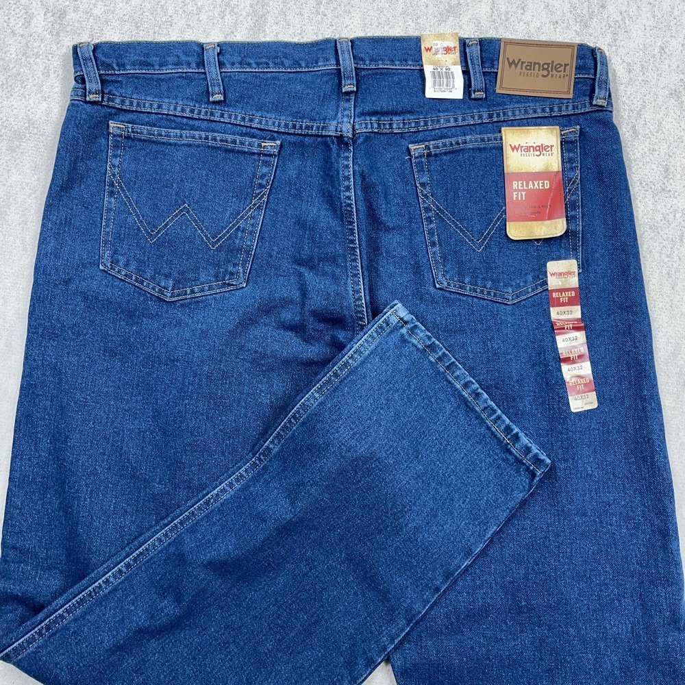 Wrangler Jeans Men 40x32 Relaxed Fit Straight Leg Rugged Wear Work Western Adult